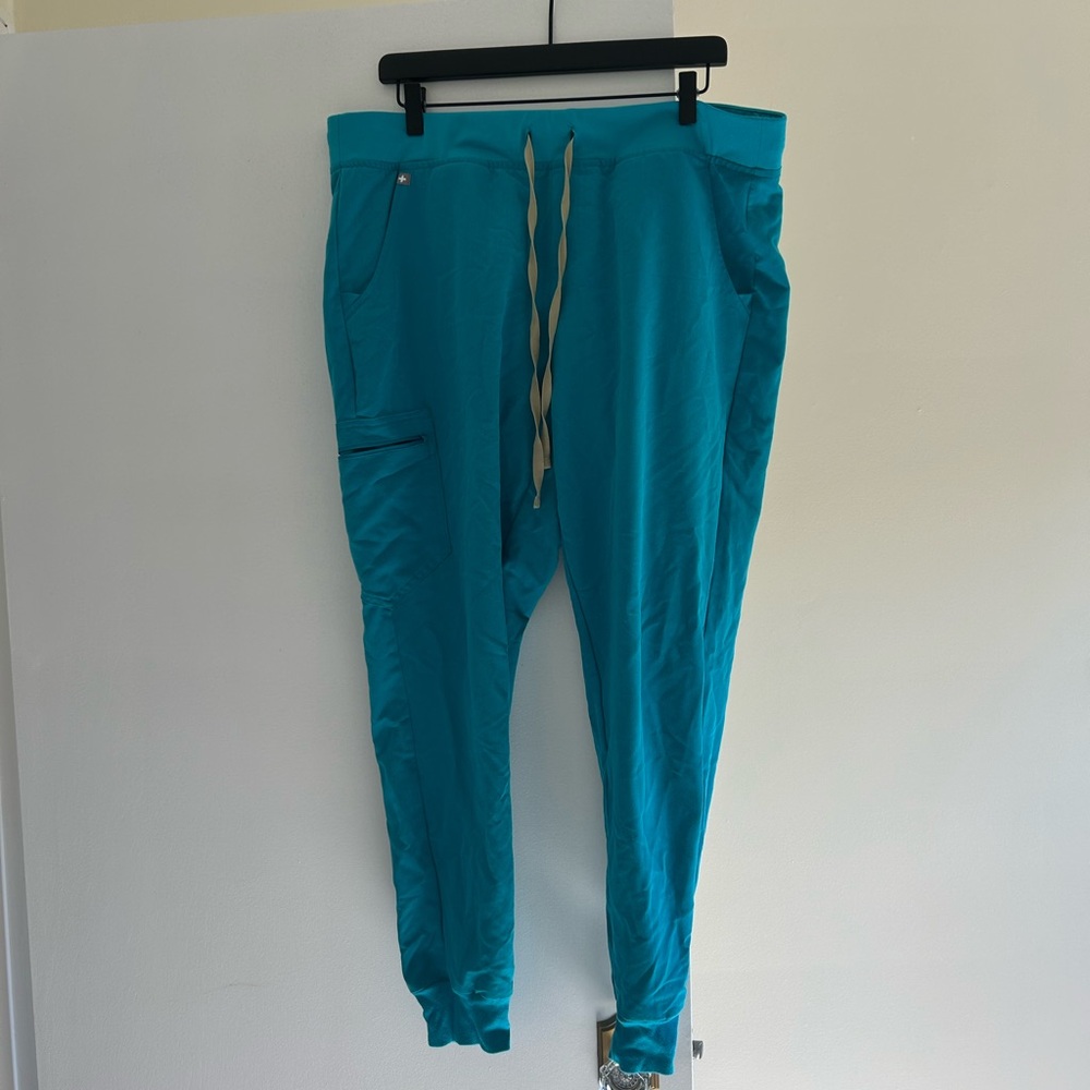 Figs joggers